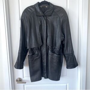 SIBYLLE LYN || vintage leather jacket